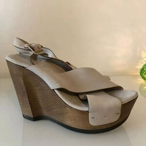 ☀️ Brand New Roberto Del Carlo Italian Sandal ☀️